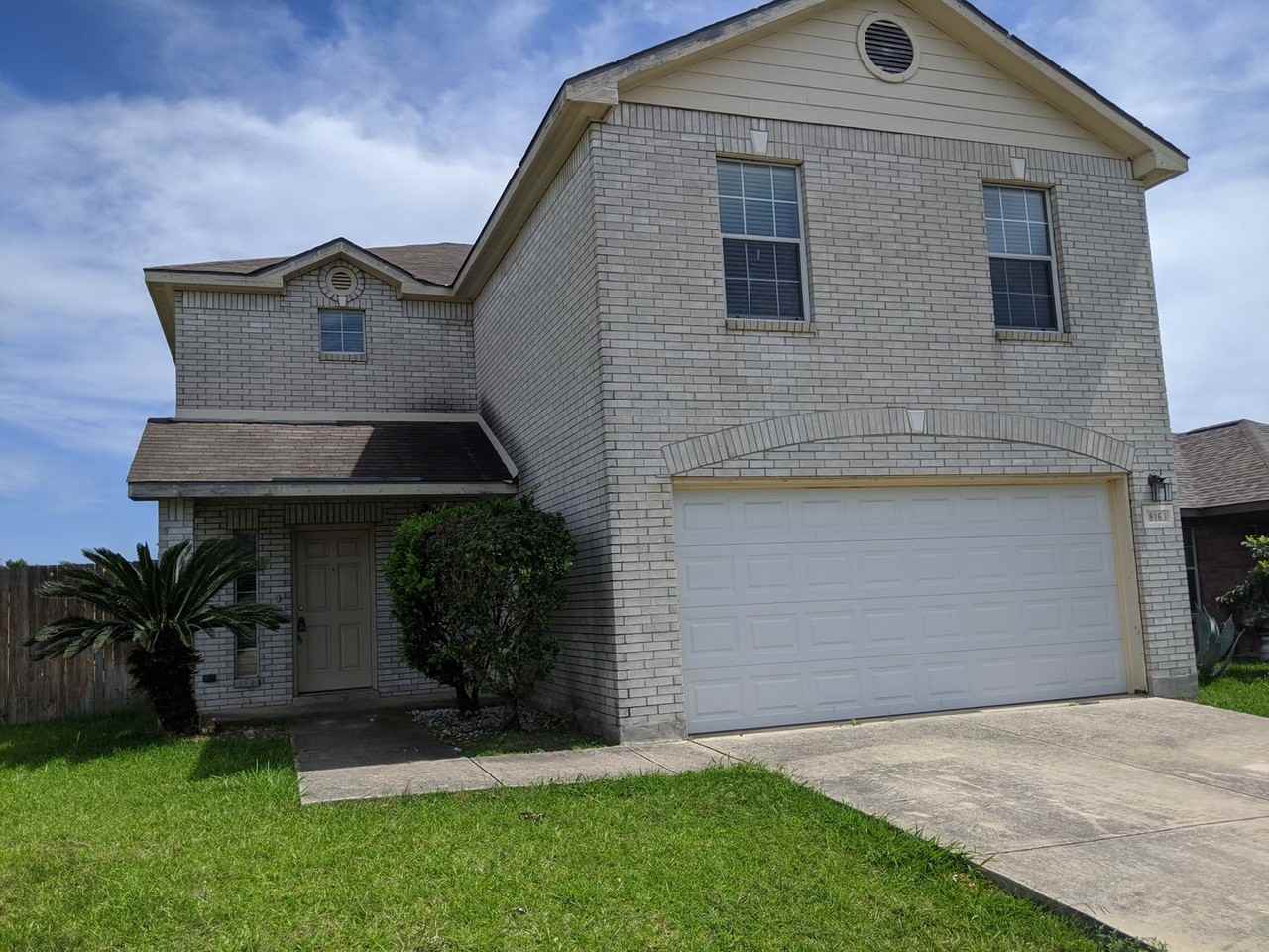 8163 Heights Vly - Photo 4 of 9