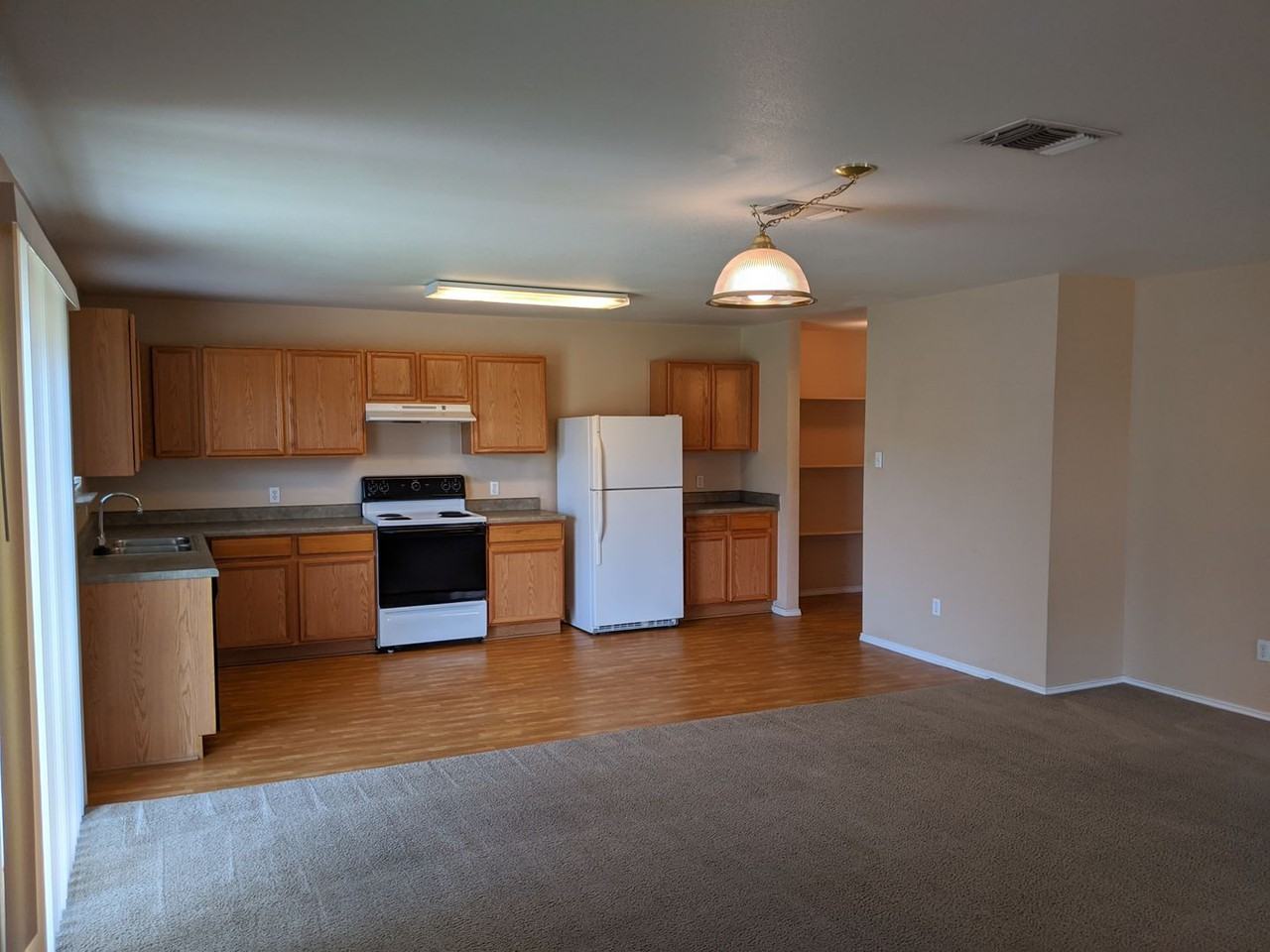 8163 Heights Vly - Photo 6 of 9