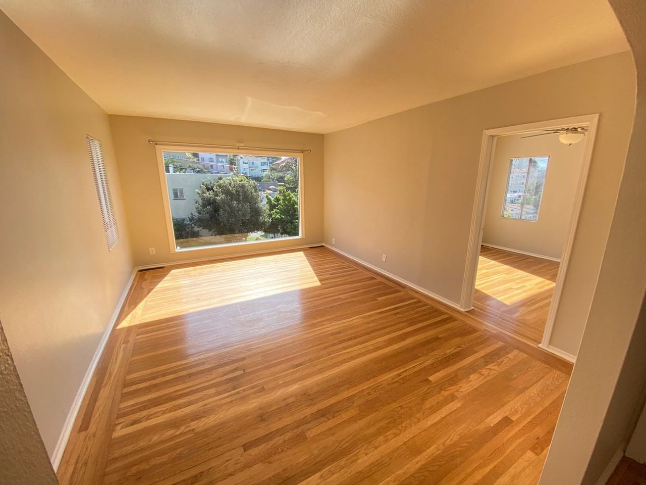 469 Capital St #1 - Photo 3 of 13