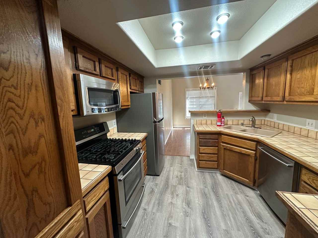401 Tepatitlan Ct - Photo 6 of 24