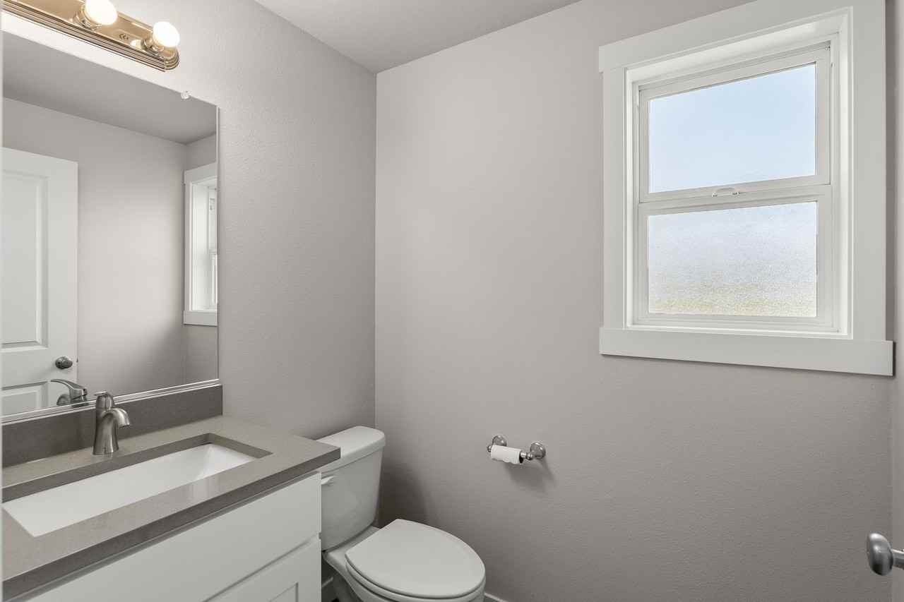5649 Se 83rd Ave - Photo 7 of 19