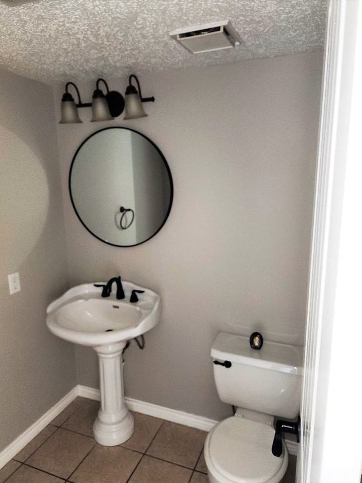 2402 Chestnut Mills Rd - Photo 7 of 11