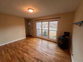 featured image of 913 Ne Franklin Ave