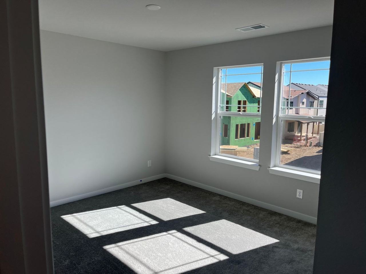 419 Blackfoot St - Photo 6 of 22