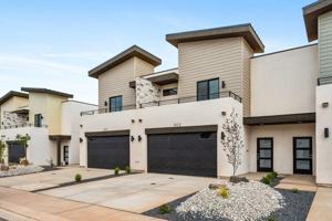 featured image of 608 E Elmbrook Dr