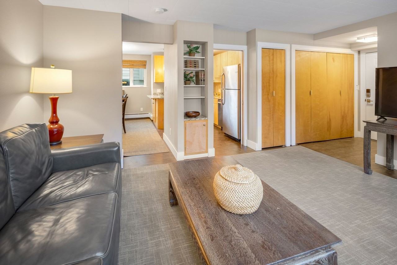 Baker Apartments - Photo 4 of 36