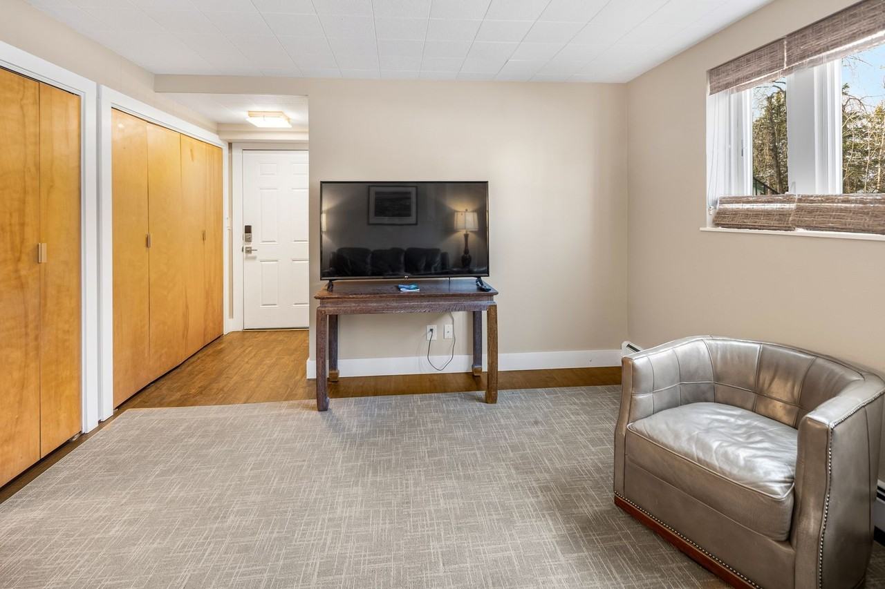 Baker Apartments - Photo 5 of 36