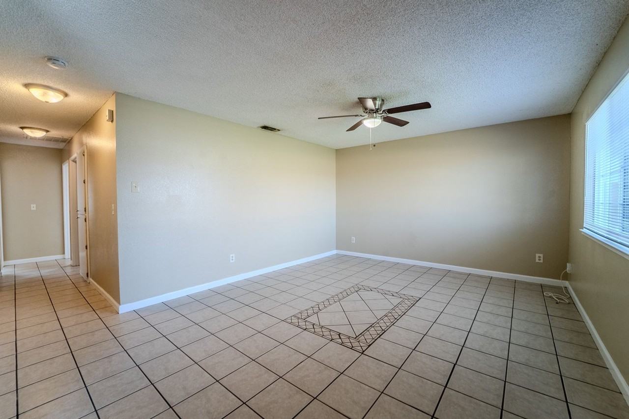 4379 Evelyn Dr - Photo 5 of 14