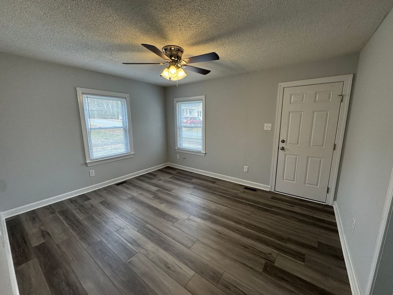 105 Cherry Street - Photo 4 of 10