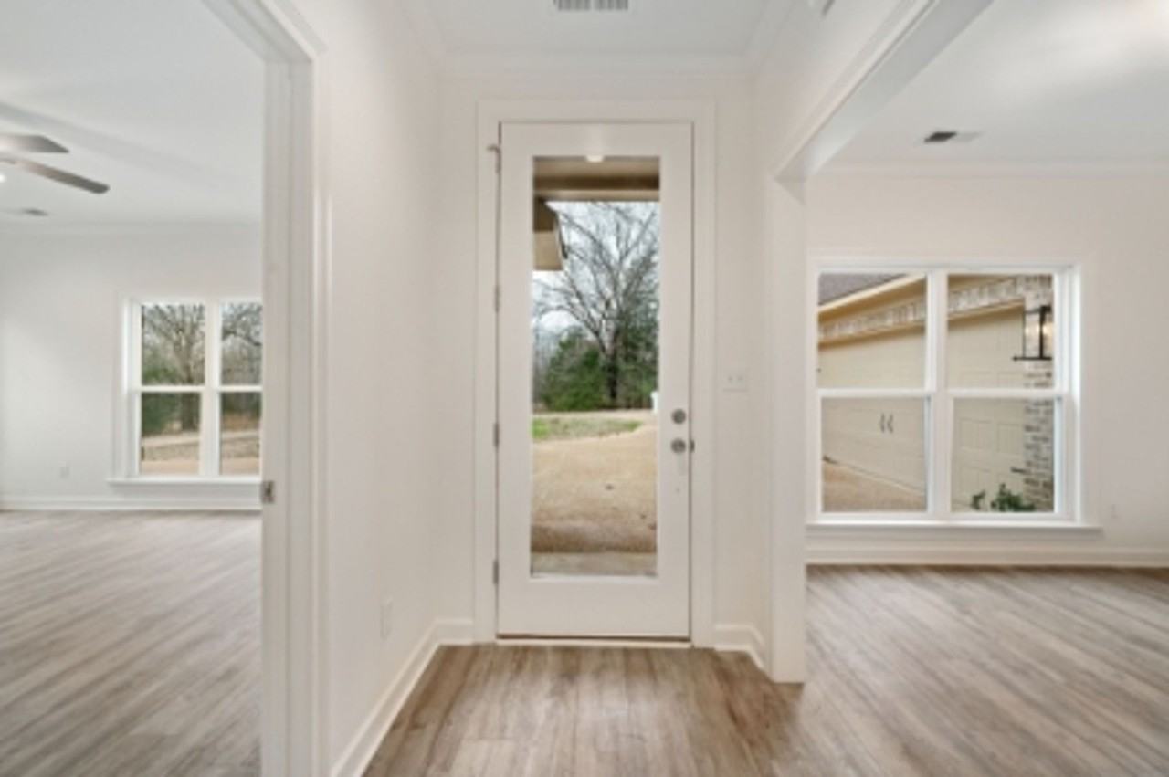 31 Scattered Oaks Dr - Photo 6 of 25