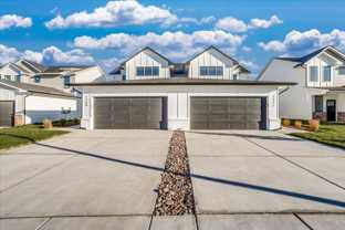 12388 W Fennec St - Photo 1 of 1