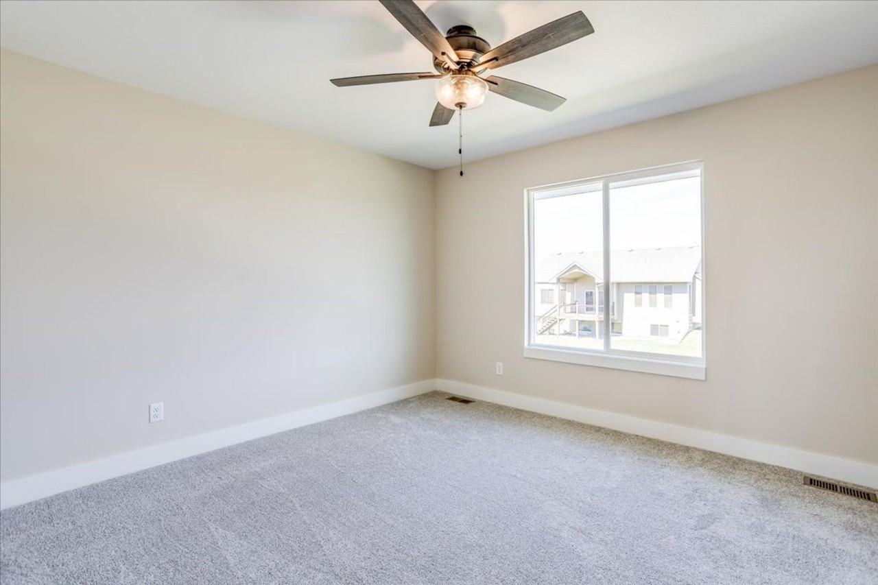 12388 W Fennec St - Photo 7 of 16