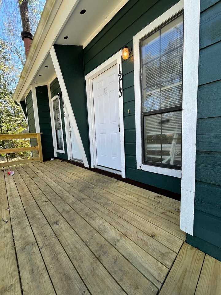 1213 Chee Ln - Photo 3 of 15