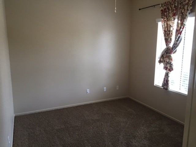 205 Venetia Way - Photo 6 of 10