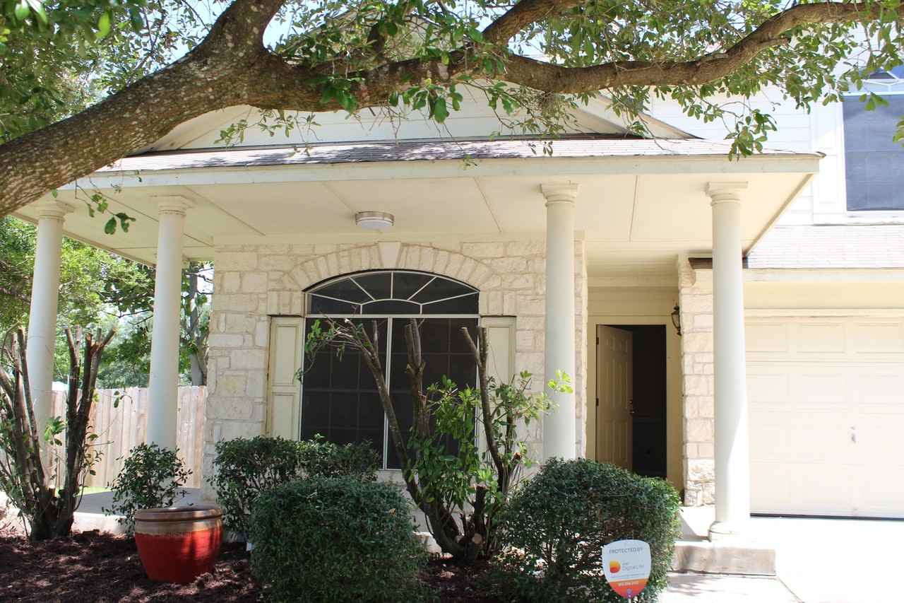 1522 Van Horn Dr - Photo 3 of 24