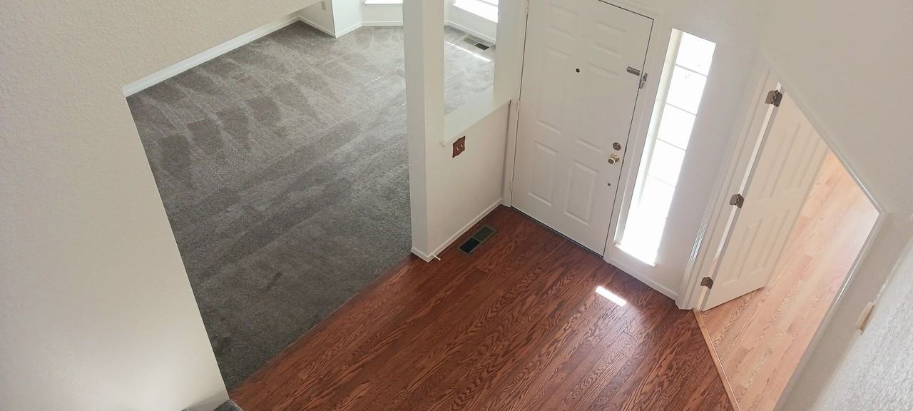 134 Pebble Dr - Photo 2 of 20