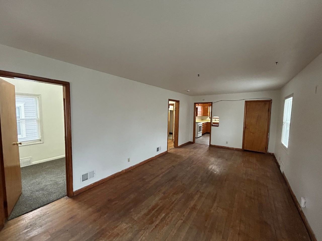 1422 N 25th St - Photo 3 of 14