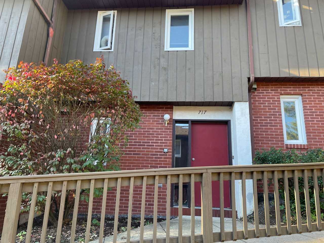 717 W College Ave - Photo 2 of 2