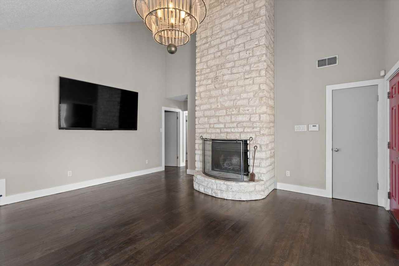 1106 San Augustine Dr - Photo 4 of 31