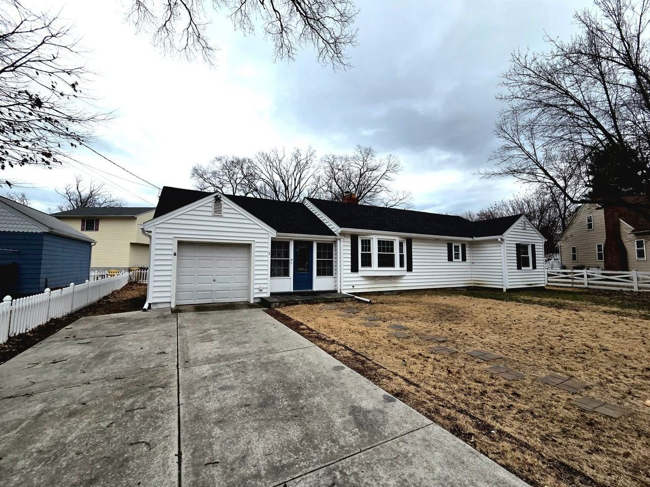1 Brownshade Dr