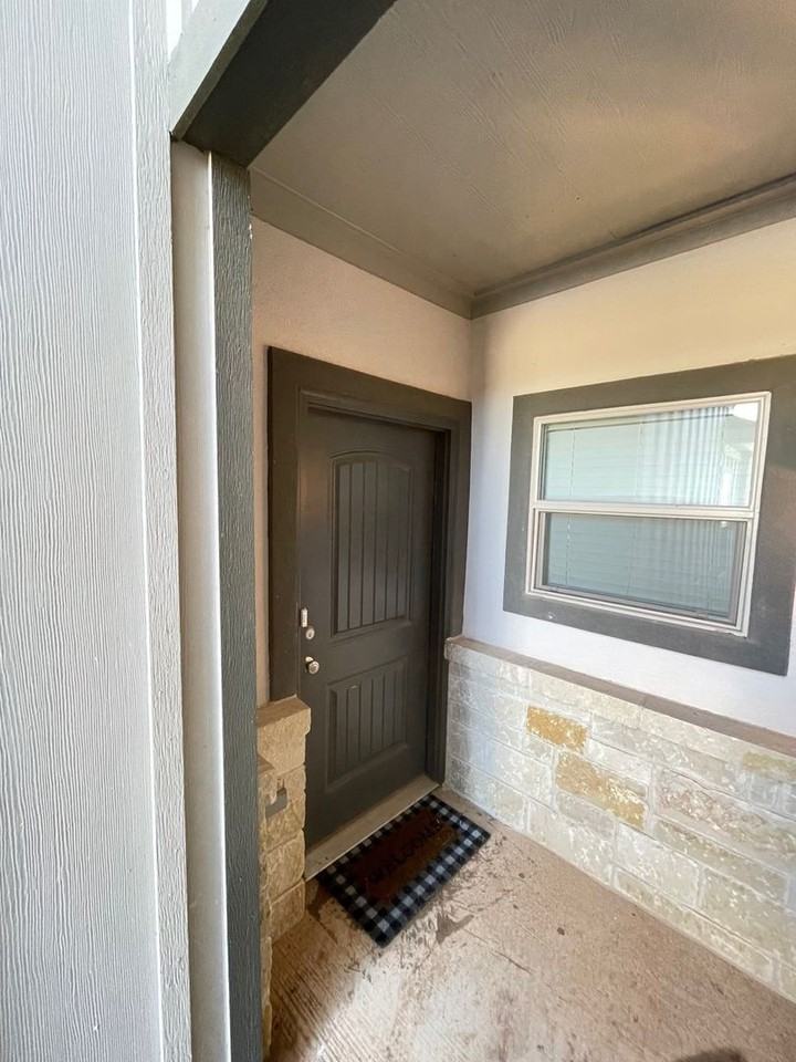 6040 24th St #35 - Photo 3 of 20