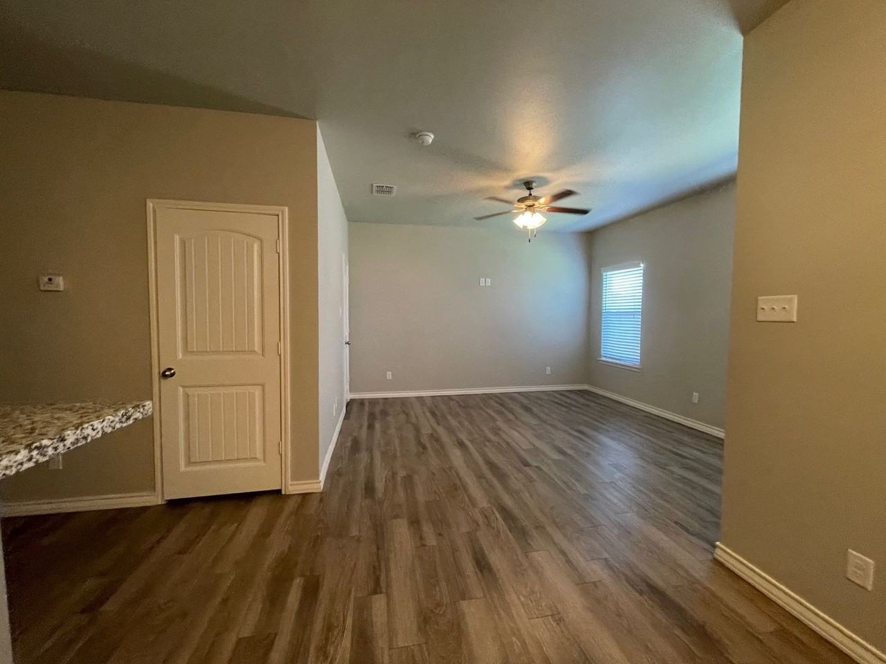 6040 24th St #35 - Photo 5 of 20