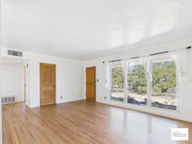 204 Solana Dr - Photo 1 of 1
