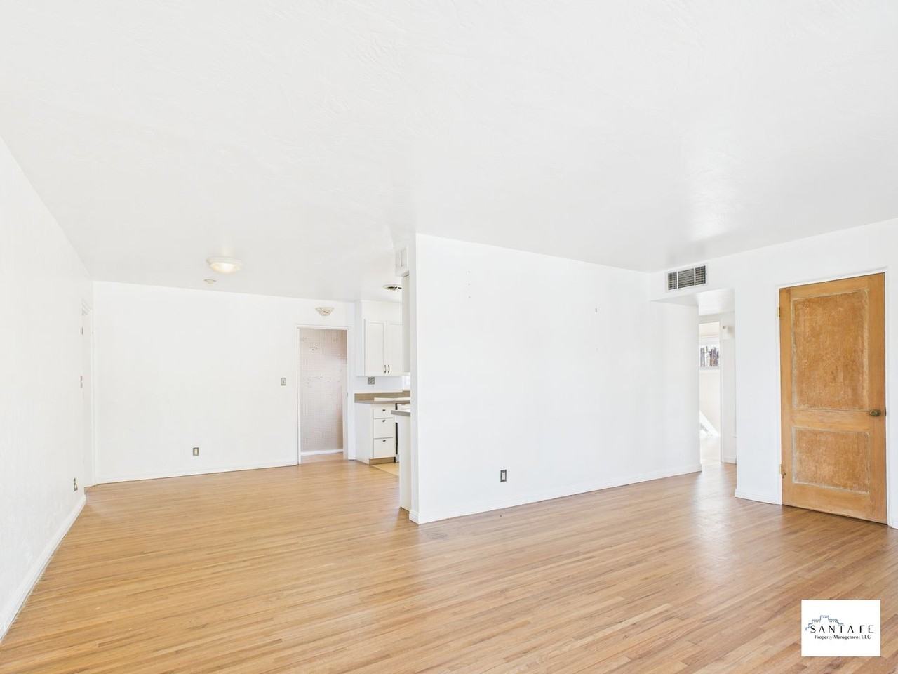 204 Solana Dr - Photo 5 of 30