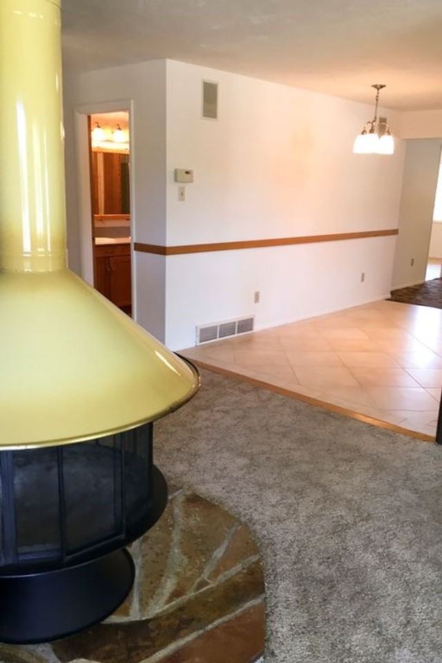 516 N Willson Ave - Photo 5 of 30