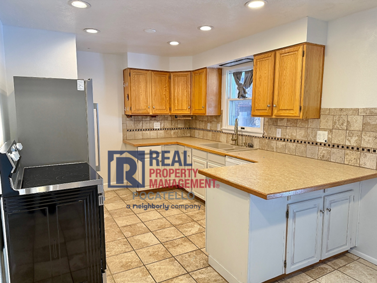 163 Fairmont Ave - Photo 2 of 30