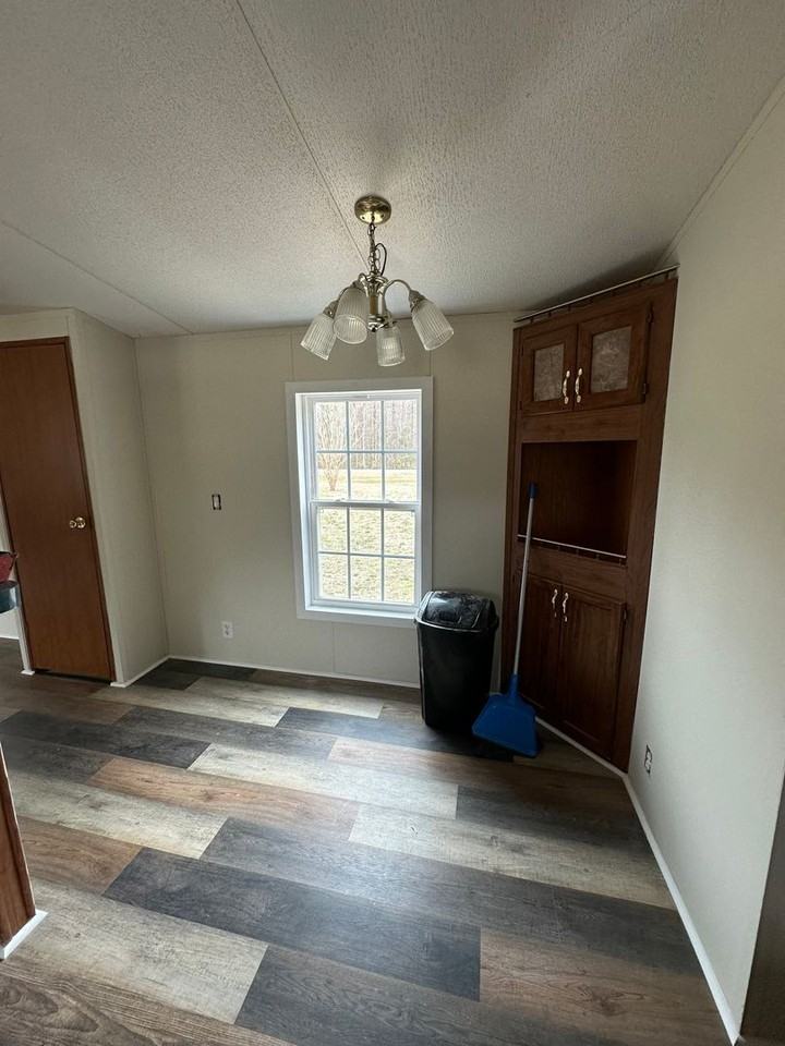 383 Roberts Rd - Photo 2 of 8