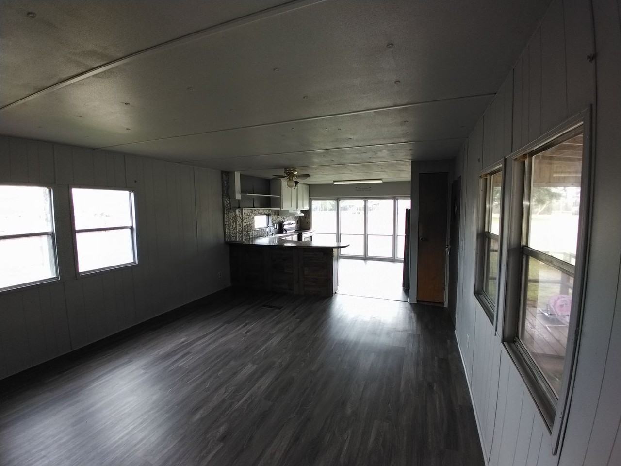 206 Tower Ln - Photo 3 of 15