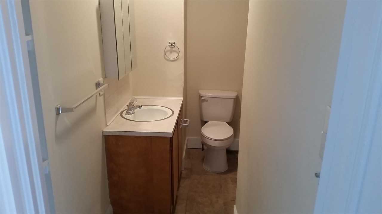 1103 N Main St #3 - Photo 5 of 5