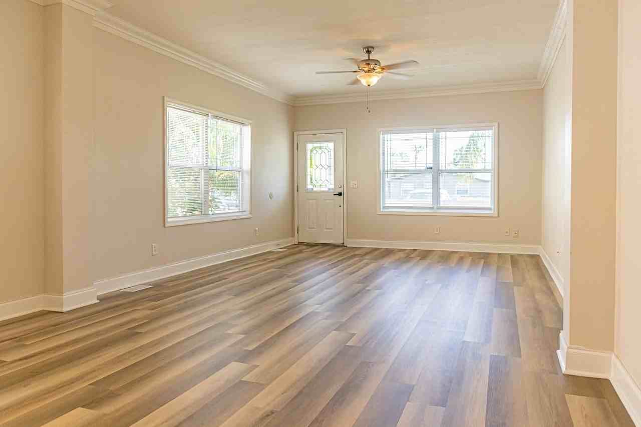 485 4th Ave S - Photo 2 of 26