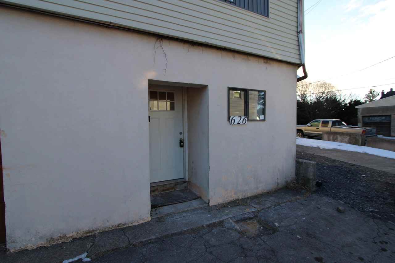 626 Rearn. Church Street - Photo 3 of 11