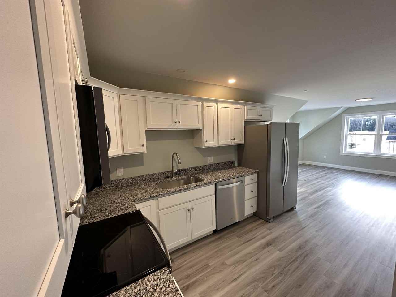 7 Twin Falls Dr #3 - Photo 3 of 14