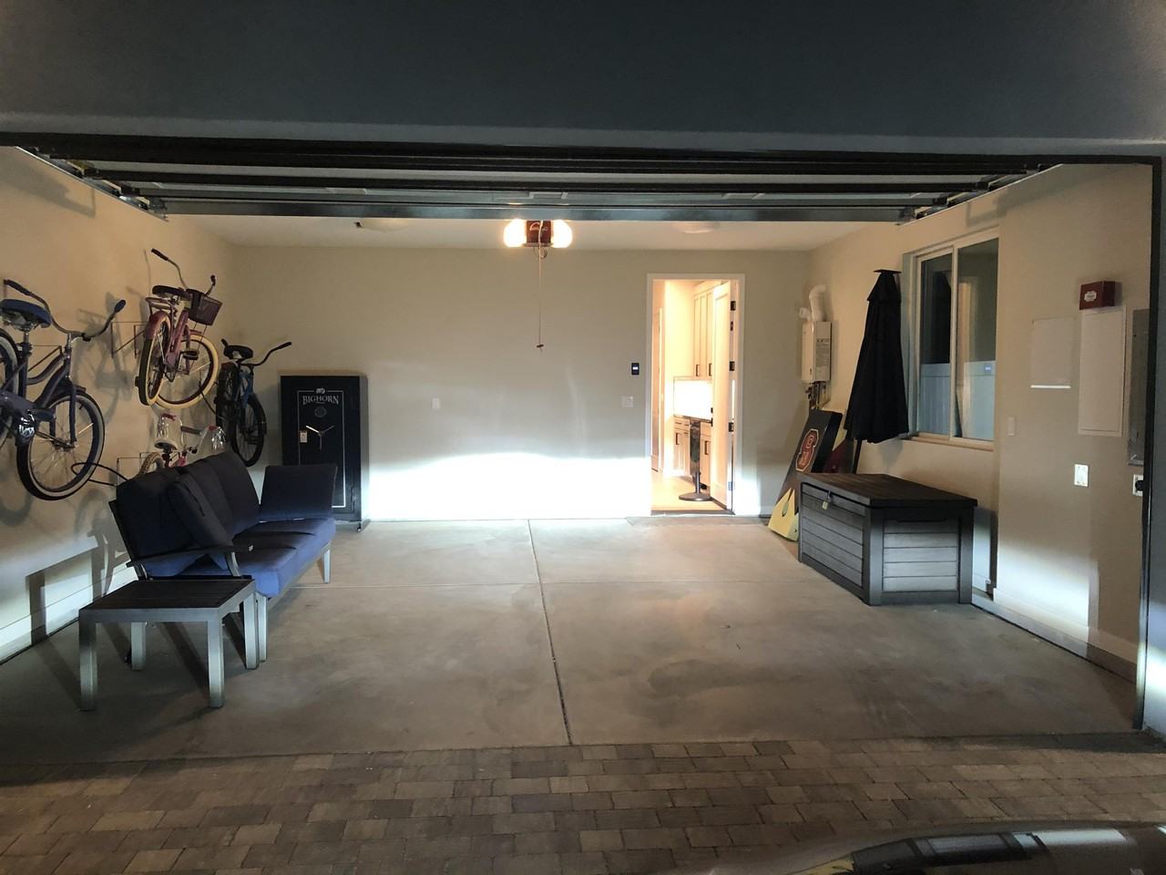 187 Daisy Ave #187 - Photo 2 of 10