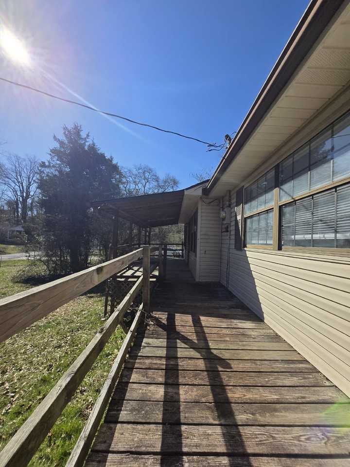 111 Owens Rd - Photo 4 of 14