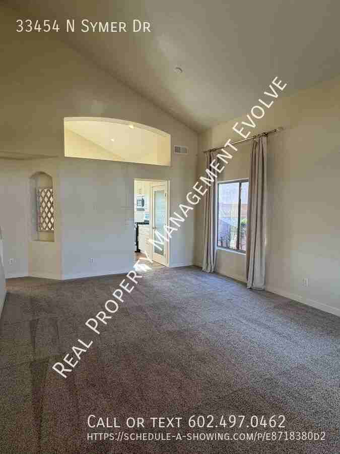 33454 N Symer Dr - Photo 3 of 35