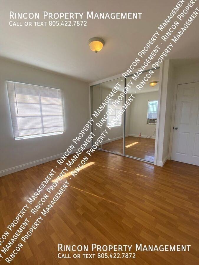 451 S Olive St #B - Photo 3 of 14