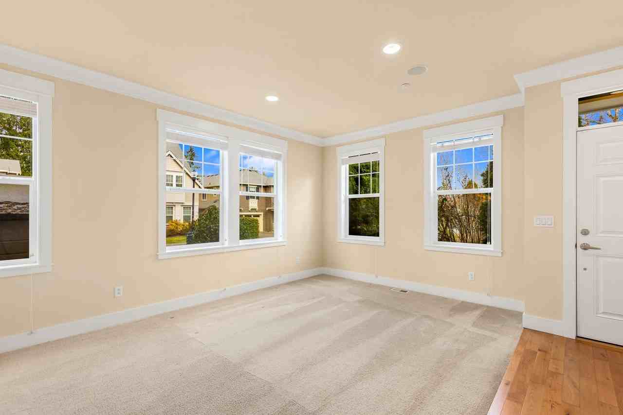 7263 147th Ct Ne - Photo 2 of 19