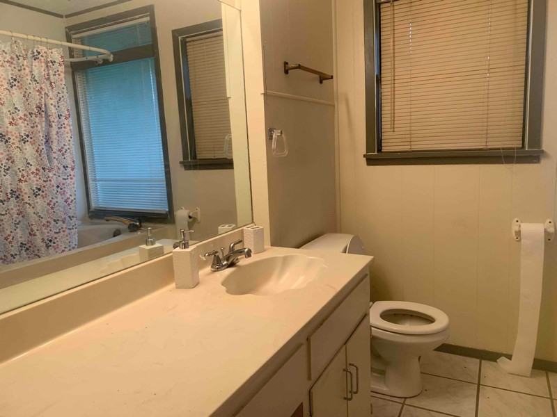 600 Lakeshore Dr #B - Photo 6 of 8