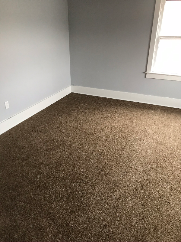 626 Cemetery Ave #6 - Photo 4 of 19