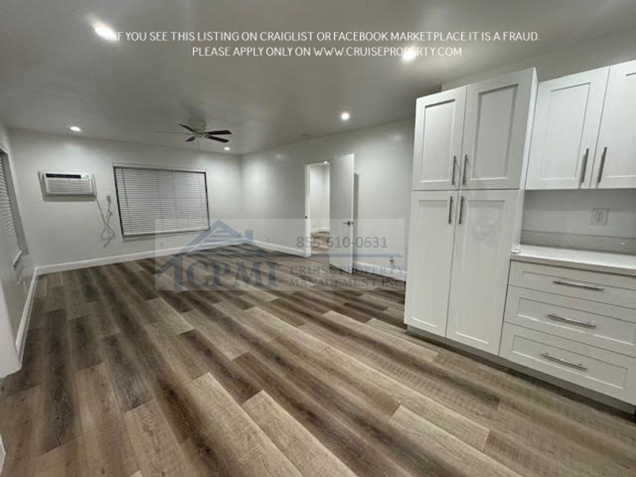 9 SW 10th St - Photo 6 of 11