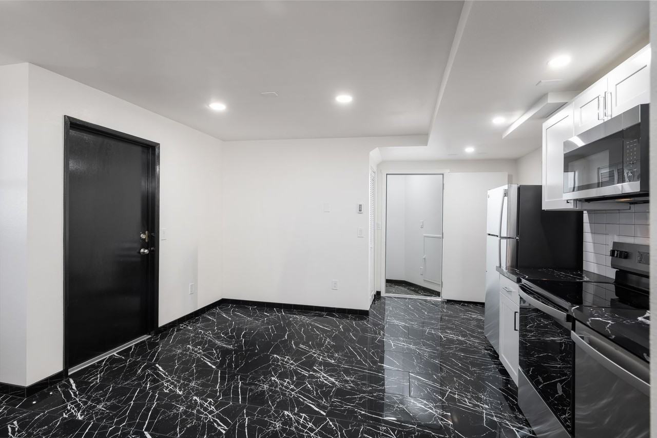 The Oslo - Photo 3 of 38