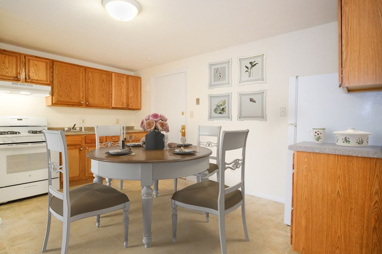 Middlesex Gardens - Photo 4 of 24