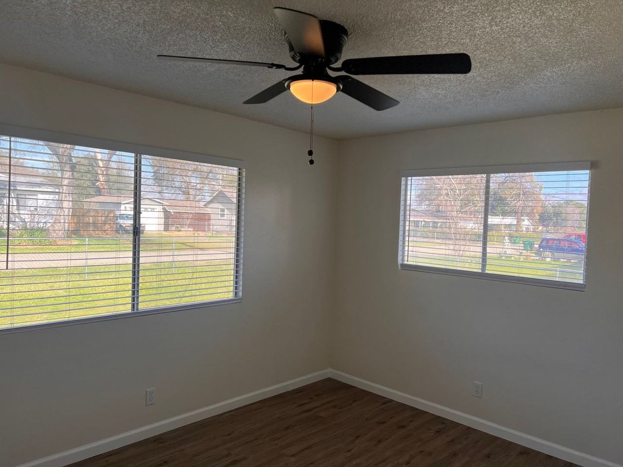 19337 Millicent St - Photo 6 of 14