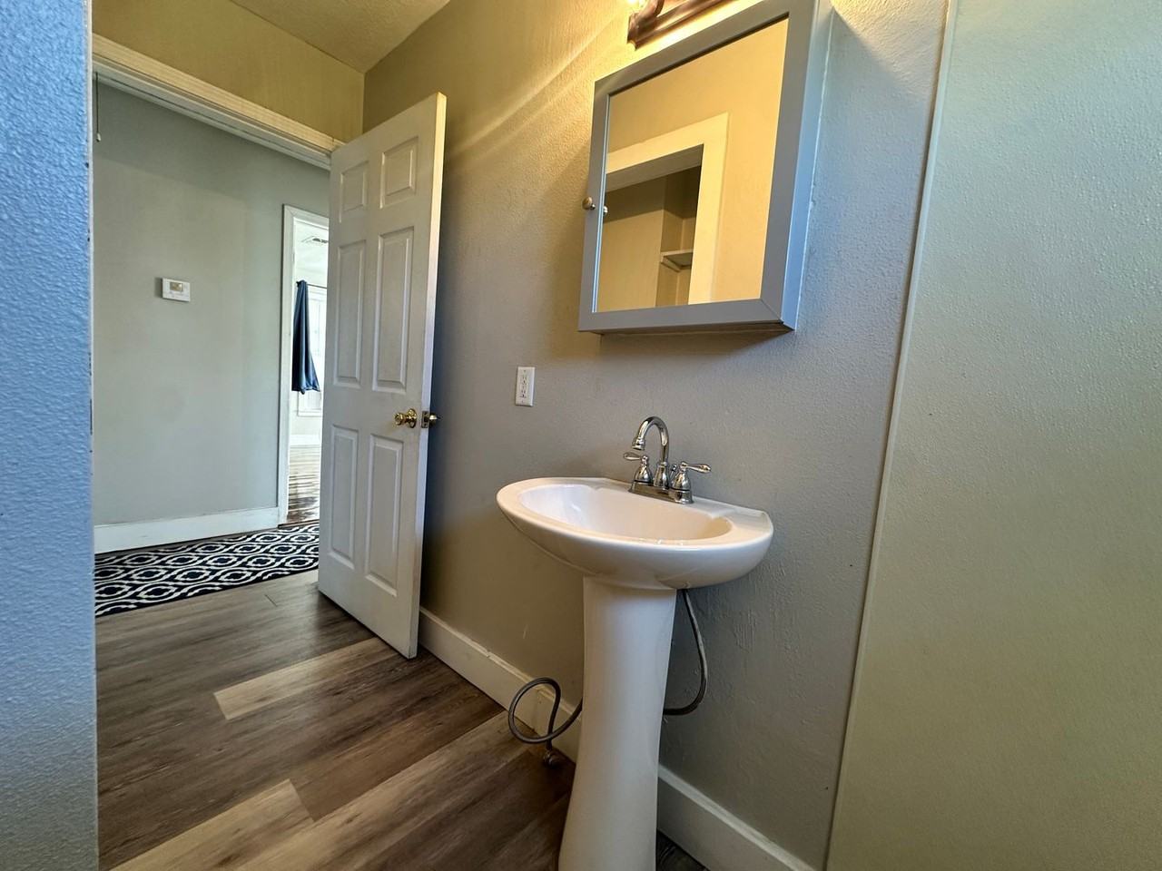 3806 Harvard St - Photo 7 of 20