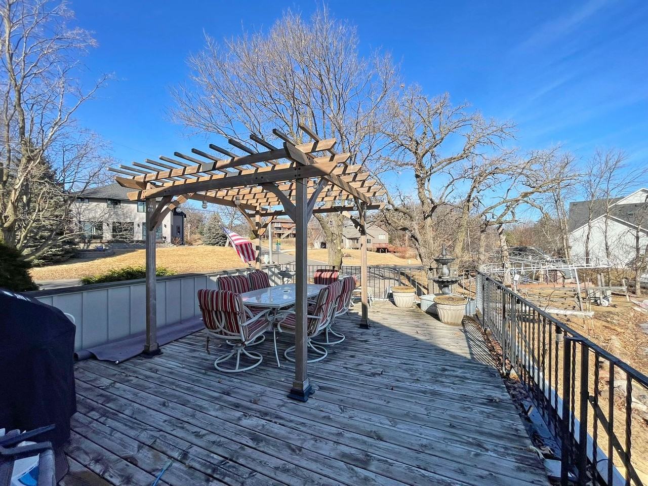 12072 168th St W - Photo 2 of 35