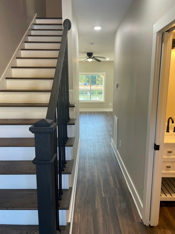 121 Haley Drive - Photo 4 of 21